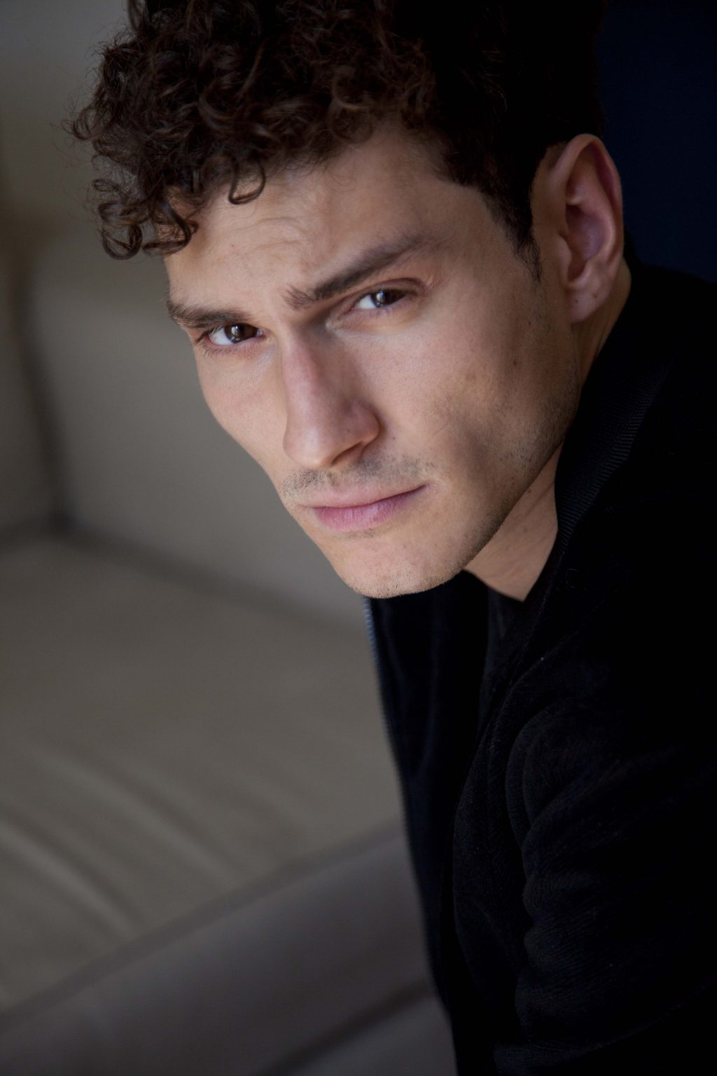 Nicola PEROT Comedien.ch