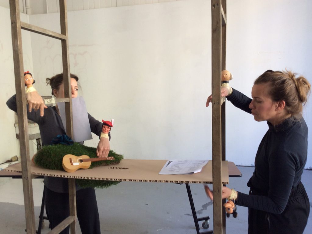 Descriptive text of the image