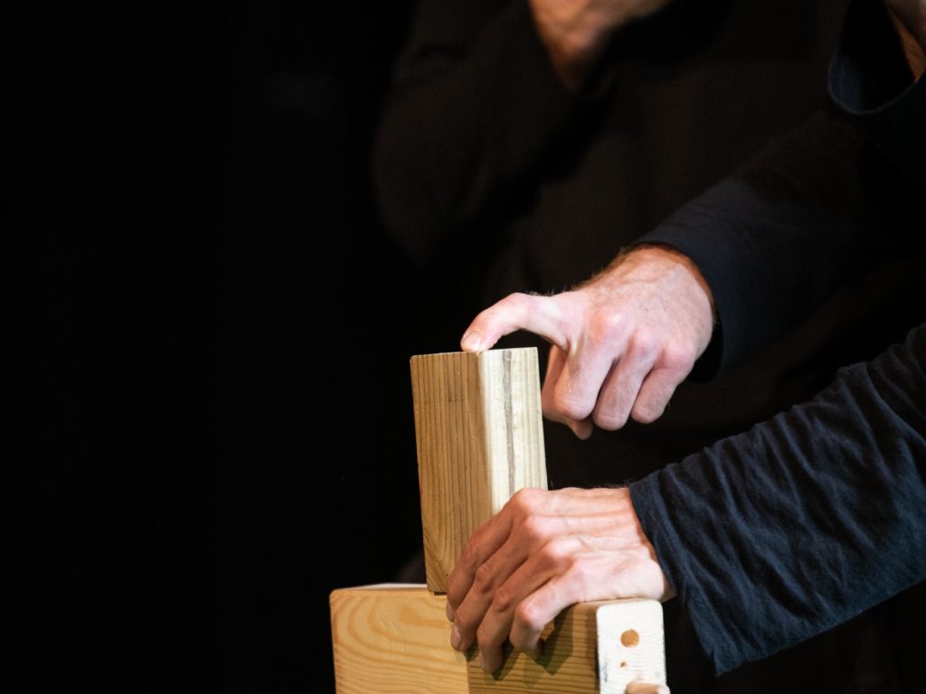 Descriptive text of the image