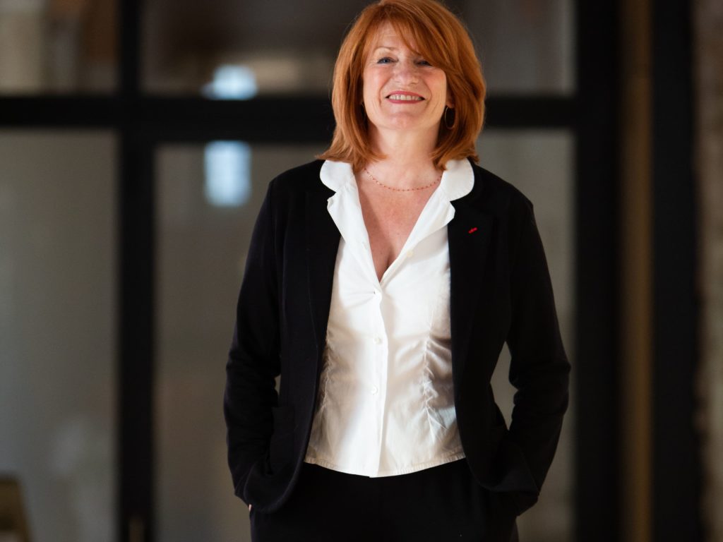 Descriptive text of the image